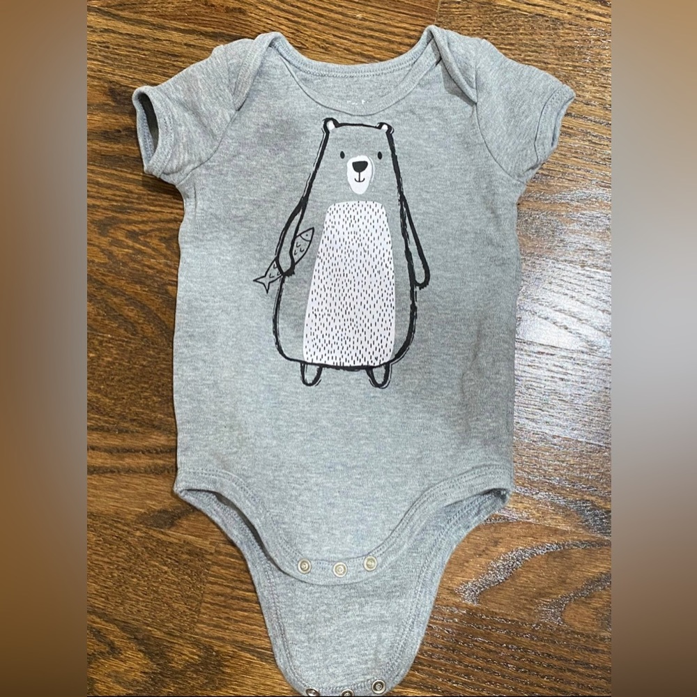 Indigo Baby Onsie Unisex "Adorable Bear with Fish " 6-12 months